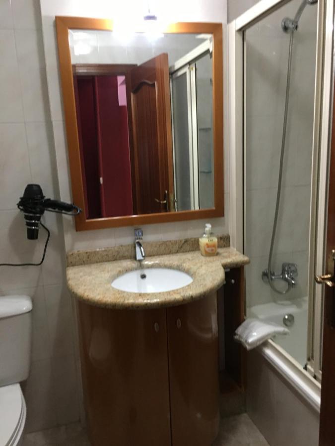 Duplex Rosalia De Castro. Ribadavia Lejlighed Eksteriør billede