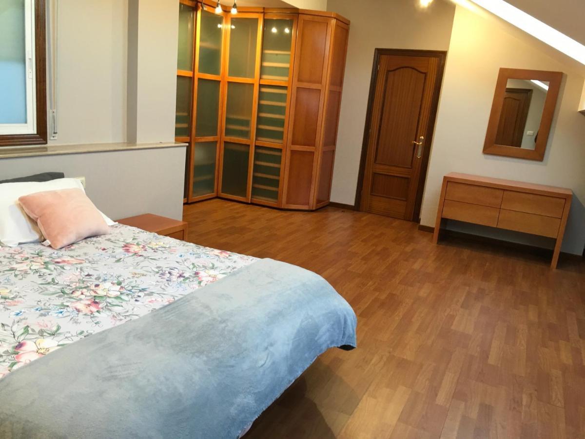 Duplex Rosalia De Castro. Ribadavia Lejlighed Eksteriør billede